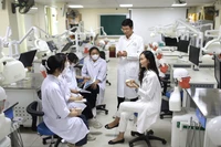 Cơ hội nâng cao trình độ tiếng Pháp cho sinh viên khối ngành sức khỏe