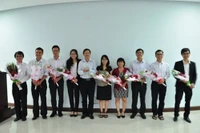 “Nhân tài chờ nhảy việc"