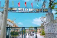 Thanh Hóa: giáo viên sốc vì bị đột ngột chấm dứt hợp đồng ngay trước khai giảng
