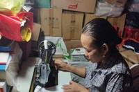 Những tấm áo yêu thương cho học sinh và đồng bào nghèo của cô giáo mầm non 
