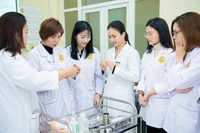 Từ khi tham gia CLB, nhiều khó khăn của trường cao đẳng Y Dược được tháo gỡ