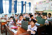 Hòa Bình đề xuất Bộ GD có đơn giá chi tiết thiết bị dạy học tối thiểu các cấp 