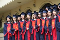Cần có quỹ học bổng sau đại học để san sẻ "nỗi lo" học phí với nghiên cứu sinh