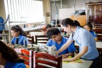 Bộn bề khó khăn của trường cao đẳng nghề trong mùa tuyển sinh