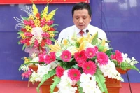 Xây dựng Luật Nhà giáo cần quy định lương của giáo viên ít nhất phải đủ sống