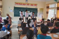 Tiền học chứng chỉ tích hợp nhiều hơn cả lương GV, kiến nghị miễn phí đào tạo
