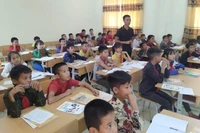 GV dạy tích hợp: Chuyên môn Sinh-Hóa, HS hỏi hóc búa về Vật lý là tôi "bó tay"