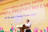 Thủ tướng Phạm Minh Chính phát động chương trình “Sóng và máy tính cho em”