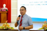 Thu hút giảng viên là GS, PGS đã khó nhưng việc giữ chân họ còn khó hơn