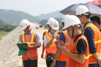 Hạ tầng được đầu tư lớn, SV Kỹ thuật xây dựng công trình giao thông nhiều cơ hội