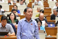 Hội đồng trường hết nhiệm kỳ, cách chức Hiệu trưởng phải áp dụng Nghị định 99!