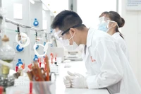 Ngành khoa học cơ bản "sống dở chết dở", vậy lấy đâu ra nhân tài để “kích nổ”?