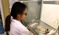 Cô giáo Mai Anh say mê nghiên cứu khoa học