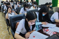 Không tổ chức lớp thường trong trường chuyên: Lo ngại thừa, thiếu GV cục bộ