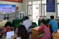 Đề xuất lấy phiếu tín nhiệm giữa kỳ với hiệu trưởng: Tránh bè phái hạ bệ nhau