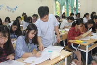 Hòa Bình: Tuyển dụng 7 giáo viên cho trường THPT chuyên và trường nội trú tỉnh
