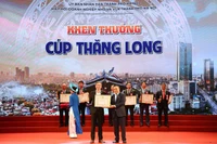 BRG nhận Cúp Thăng Long 2022 vì những đóng góp tích cực cho phát triển Thủ đô 