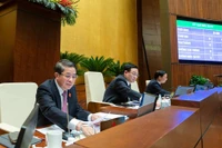 Quốc hội quyết tăng lương cơ sở lên 1,8 triệu đồng từ 1/7/2023