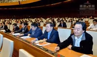 Quốc hội quyết lùi hai năm thực hiện Chương trình, sách giáo khoa phổ thông mới