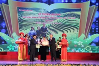 Tuyên dương 161 học sinh, sinh viên dân tộc thiểu số xuất sắc