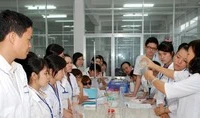 Trường đại học muốn mở ngành Y đa khoa, cần bao nhiêu tiến sĩ?