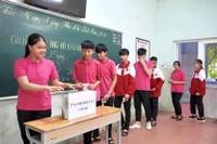 Dạy học trò tương thân tương ái, chớ có đặt chỉ tiêu bổ đầu đóng góp bao nhiêu