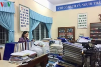 Nhiều trường không thêm hồ sơ sổ sách nhưng thêm cách làm nhiêu khê