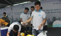 Xem sinh viên trình diễn những sáng chế khoa học công nghệ độc đáo