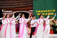 Huế phục hồi môn "nữ công gia chánh" cho học sinh cấp ba
