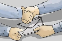 "Hoa hồng đen" bay vào trường học khiến hoạt động trải nghiệm bị biến tướng