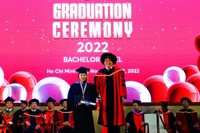 Thủ khoa Trường ĐH Quốc tế: hãy dũng cảm chấp nhận bản thân mình