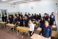 Thi trực tuyến vẫn chưa được công nhận kết quả, có nên kéo dài năm học?