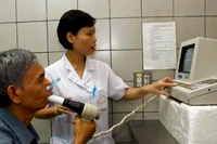 Nâng cao chất lượng khám, chữa bệnh bằng bảo hiểm y tế tuyến cơ sở
