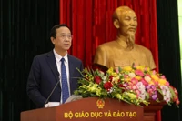 Thứ trưởng Phạm Ngọc Thưởng: Giải pháp tổng thể cho giá sách giáo khoa