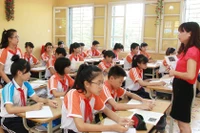 Nên giao trường THCS về sở giáo dục quản lý, lập trường liên cấp 2, 3