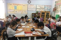 Dạy tăng tiết không được thanh toán, xin Bộ Giáo dục hãy giúp nhà giáo chúng tôi