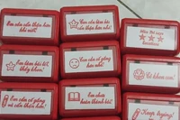 Xin thầy cô đừng lạm dụng con dấu thay lời nhận xét
