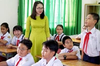 Cục Nhà giáo, xin hãy bảo vệ, đừng vô cảm với giáo viên hợp đồng