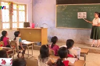 Giải đáp tiếp băn khoăn xếp lương, thăng hạng, chứng chỉ cho các thầy cô