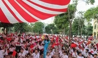 Trường lên chuẩn quốc gia mà ai cũng buồn