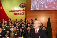 Thông qua Nghị quyết Đại hội đại biểu toàn quốc lần thứ XIII của Đảng