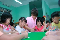 Đã dạy mầm non, không còn nghề nào khó nhọc hơn được nữa!