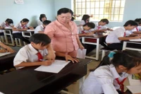Tấm gương sáng của học trò và đồng nghiệp