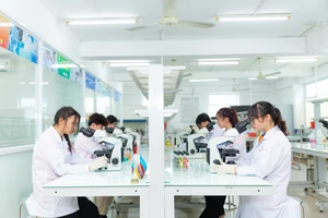 Hôm nay (9/5) diễn ra hội thảo quản trị đại học gắn với NCKH trong bối cảnh mới