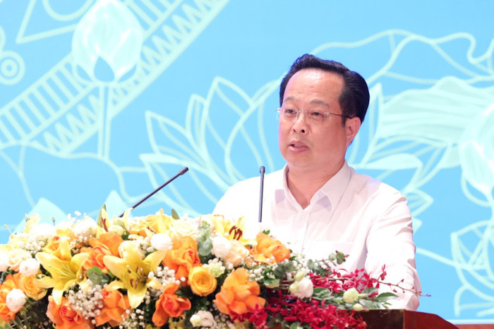 Giám đốc Sở Giáo dục và Đào tạo Hà Nội Trần Thế Cương phát biểu tại Hội nghị. ttc.jpg
