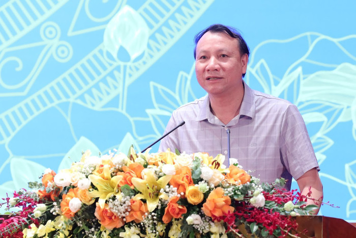 Hiệu trưởng Trường Đại học Sư phạm Hà Nội Nguyễn Đức Sơn phát biểu tại Hội nghị. nds.jpg