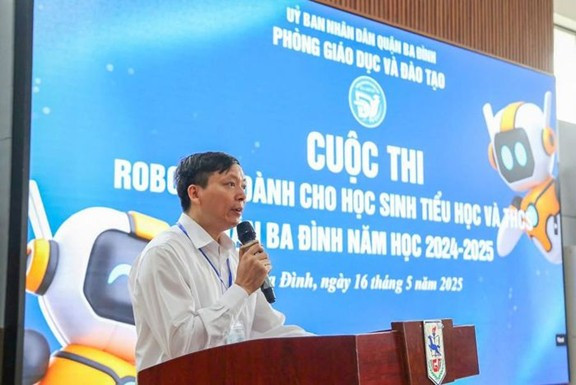 Ông Nguyễn Như Tùng - Phó Trưởng phòng Phòng Giáo dục và Đào tạo quận Ba Đình, Hà Nội phát biểu. Ông Nguyễn Như Tùng - Phó Trưởng phòng Phòng Giáo dục và Đào tạo quận Ba Đình, Hà Nội phát biểu.