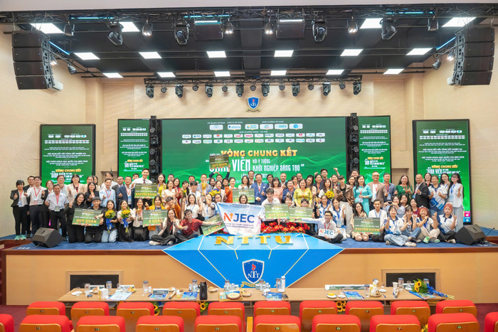 Vòng chung kết Cuộc thi Sinh viên với Ý tưởng khởi nghiệp sáng tạo diễn ra tại Trường Đại học Nguyễn Tất Thành. a233de0141e5cbbb92f4.jpg