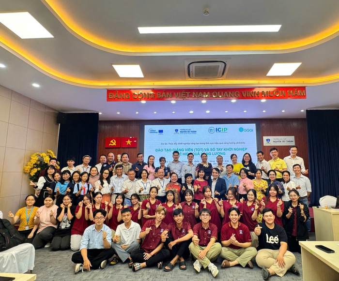 Hội thảo tạo không gian để giảng viên, doanh nghiệp và sinh viên trao đổi, thảo luận trực tiếp với chuyên. ntt-8.jpg