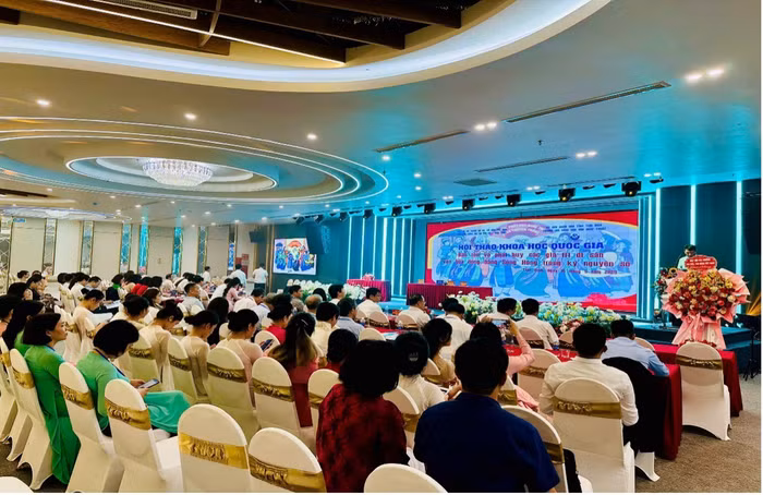 Toàn cảnh hội thảo